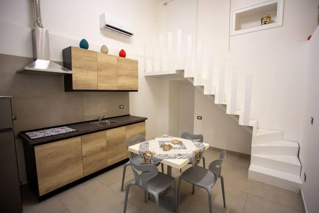Francesco'S Home ปาแลร์โม ภายนอก รูปภาพ